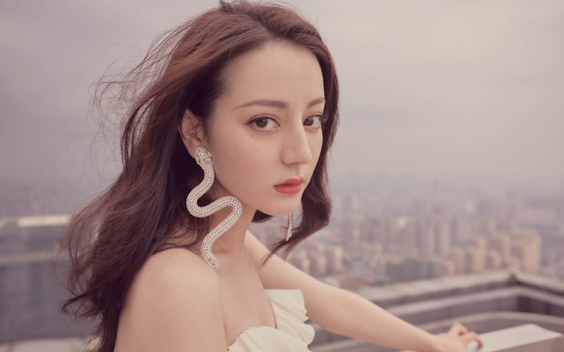 《王者荣耀黄金赛季，战队实力比拼高潮不断》，王者荣耀黄金联赛